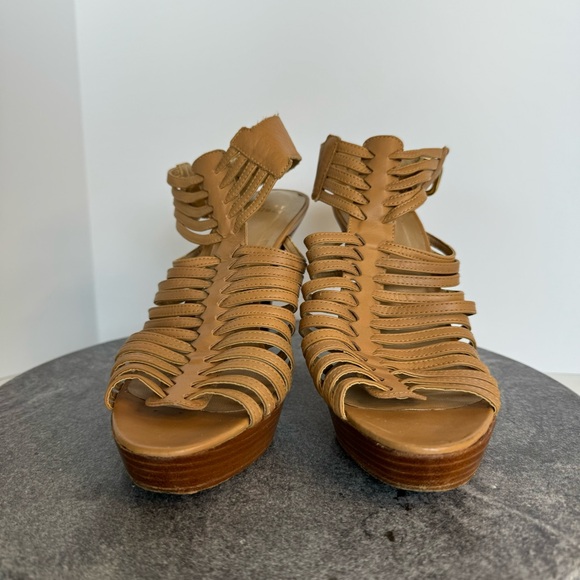 Stuart Weitzman Beige Leather Heels Sandals Stiletto 7.5 - Picture 4 of 11